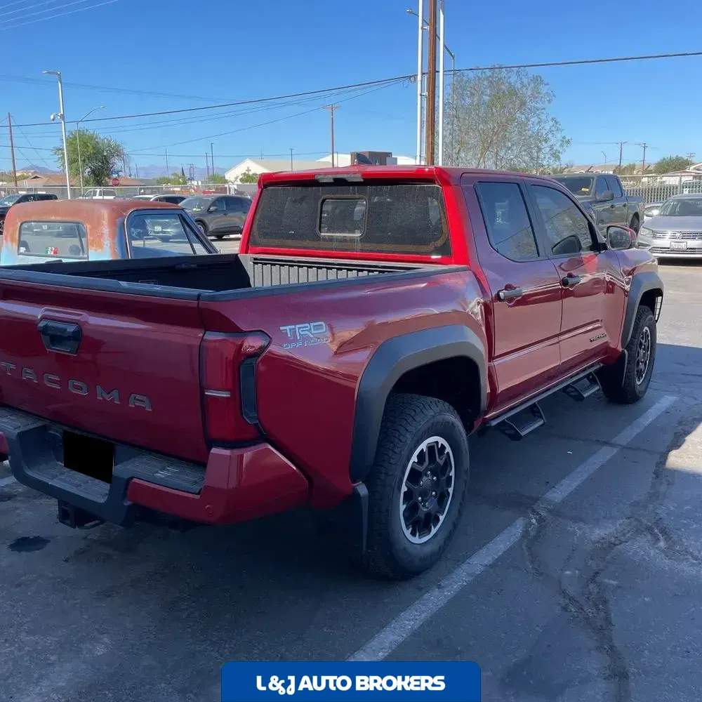 2025 Toyota Tacoma TRD Off-Road