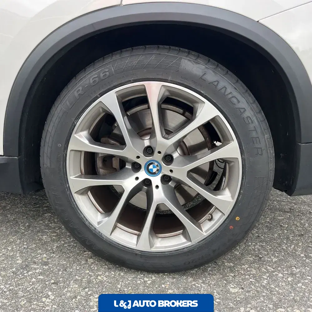 2025 BMW X5 xDrive50e
