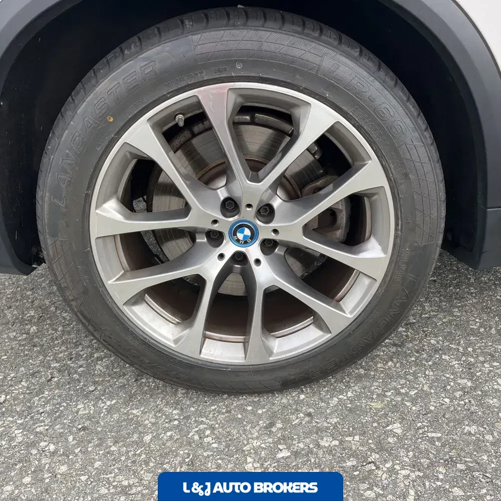 2025 BMW X5 xDrive50e