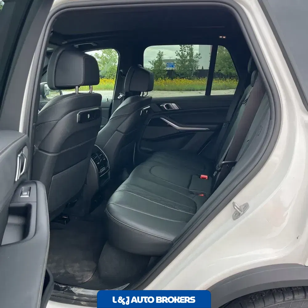 2025 BMW X5 xDrive50e