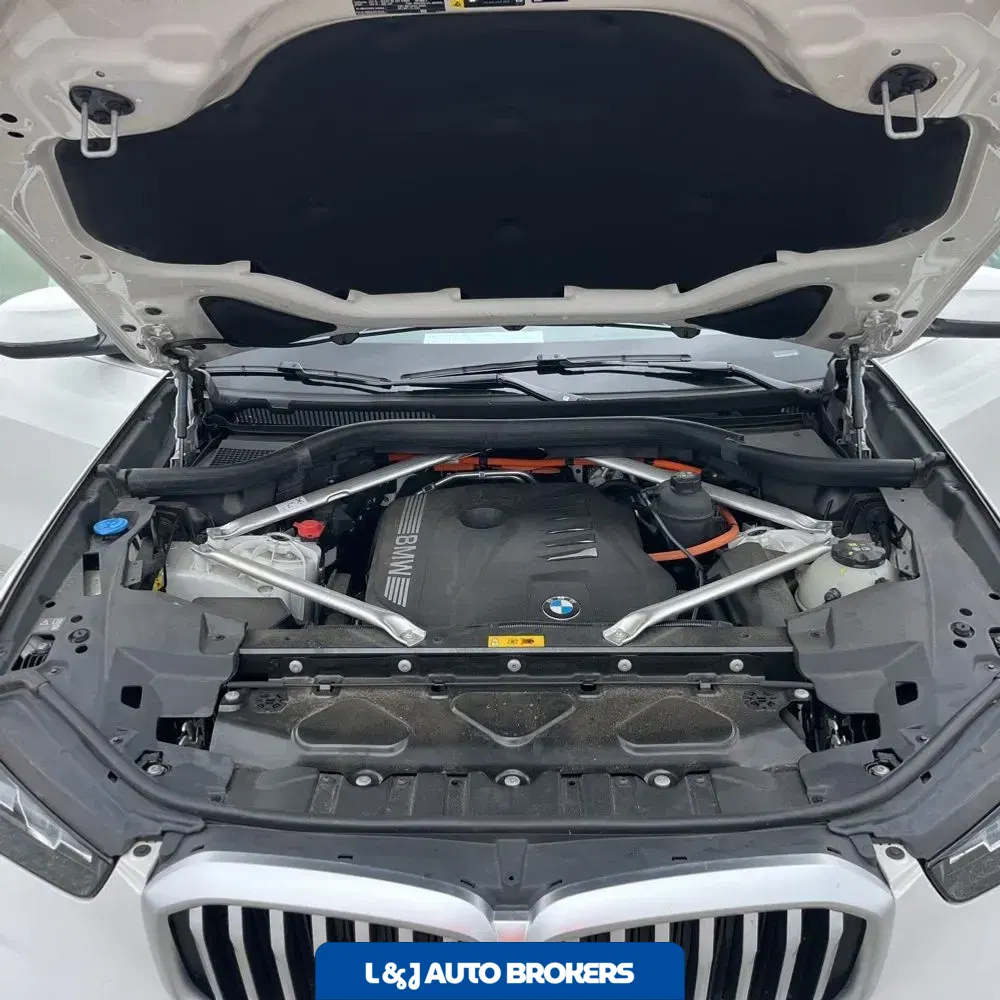 2025 BMW X5 xDrive50e