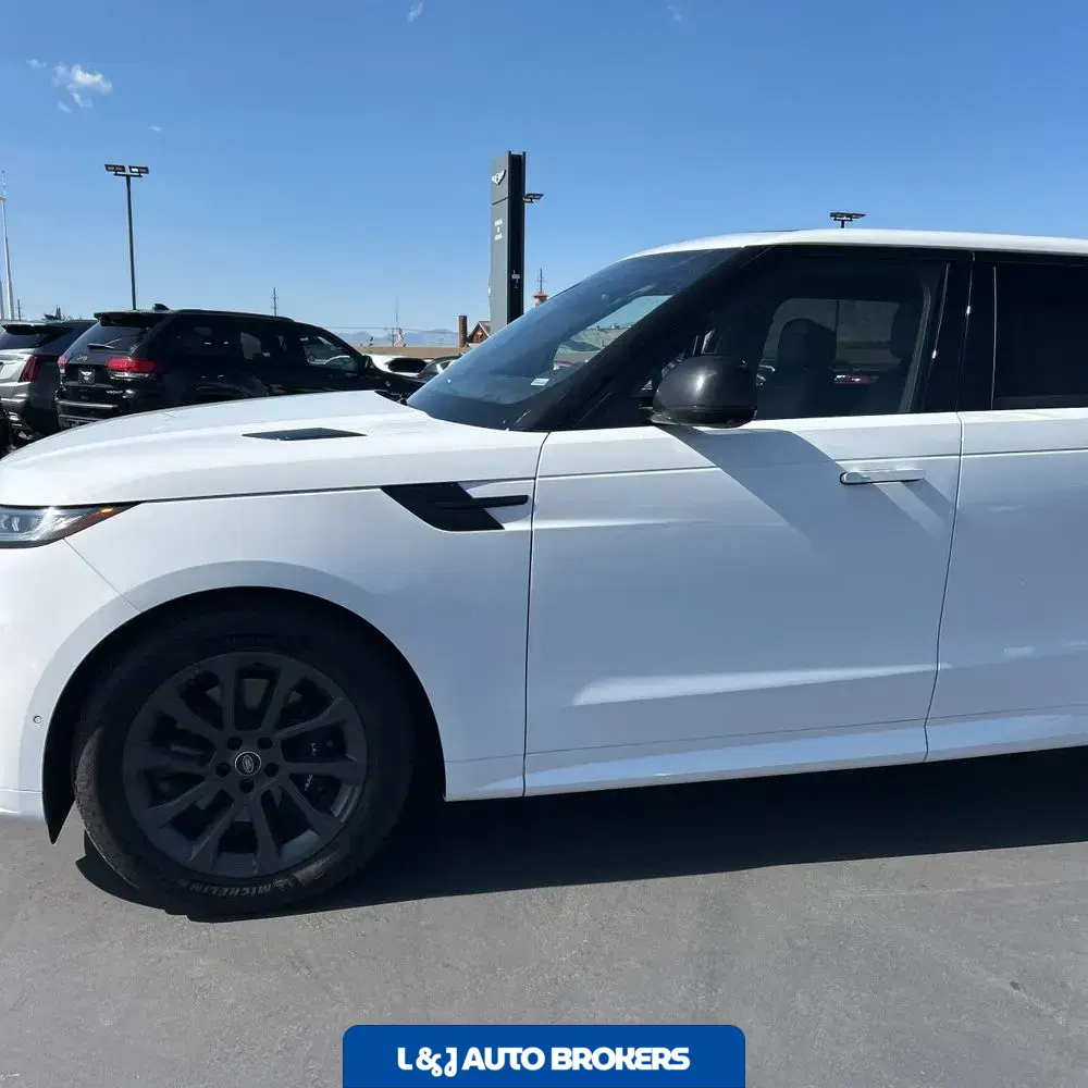 2024 Land Rover Range Rover Sport P400 Dynamic SE