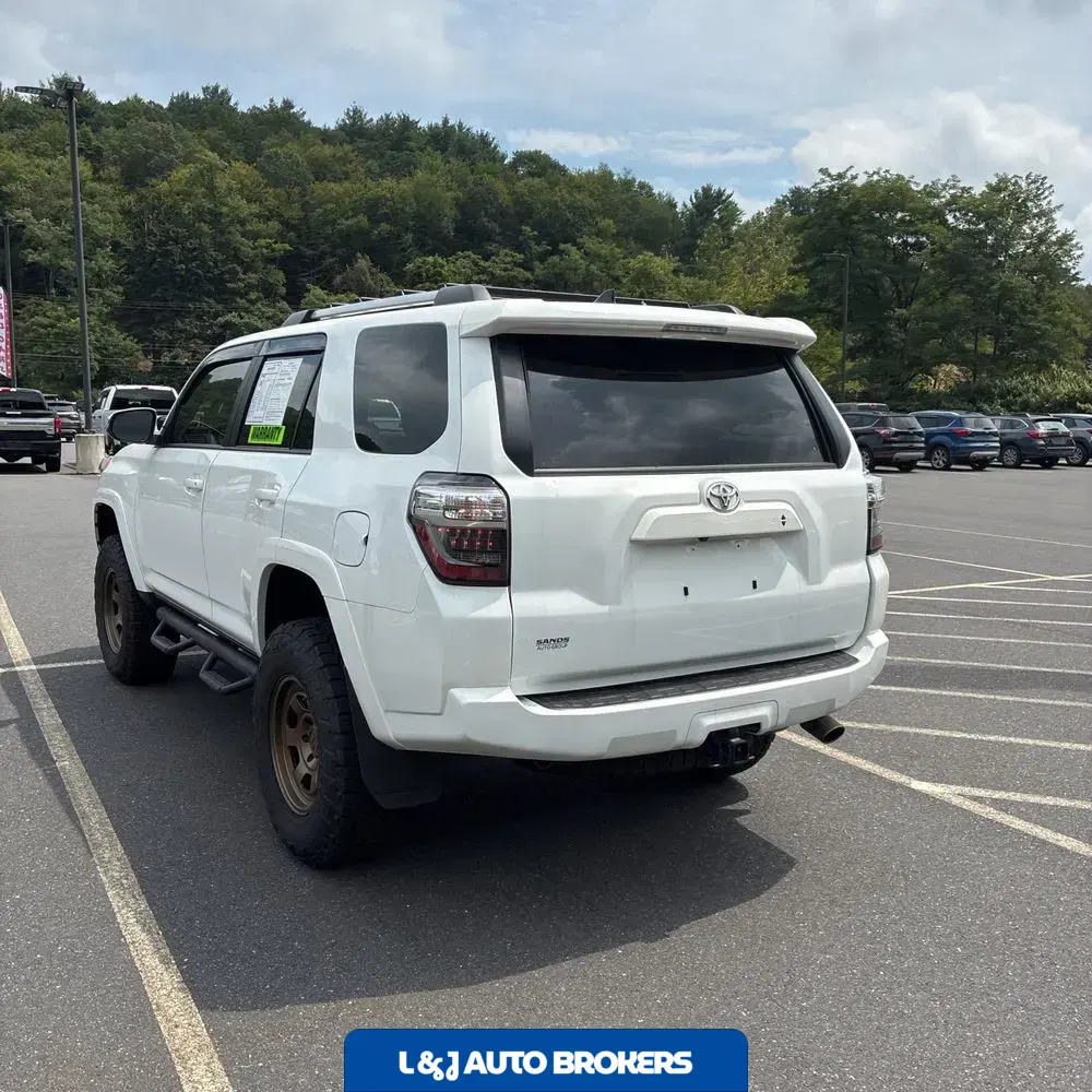 2024 Toyota 4Runner SR5 Premium
