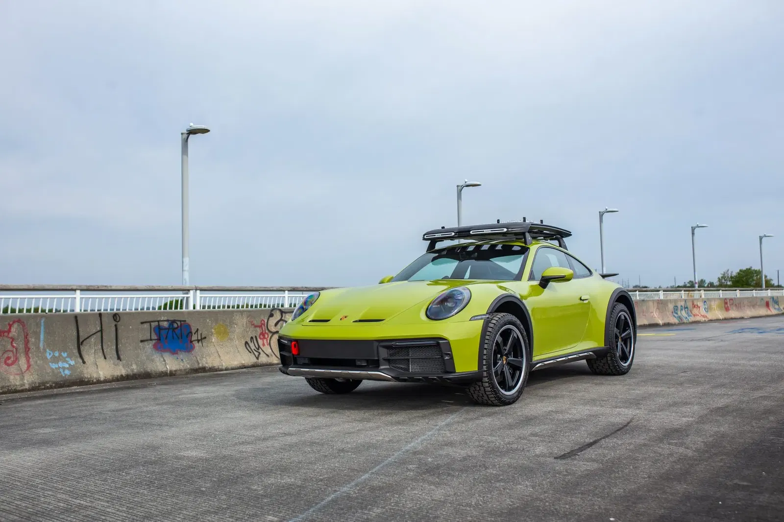 2024 Porsche 911 Dakar