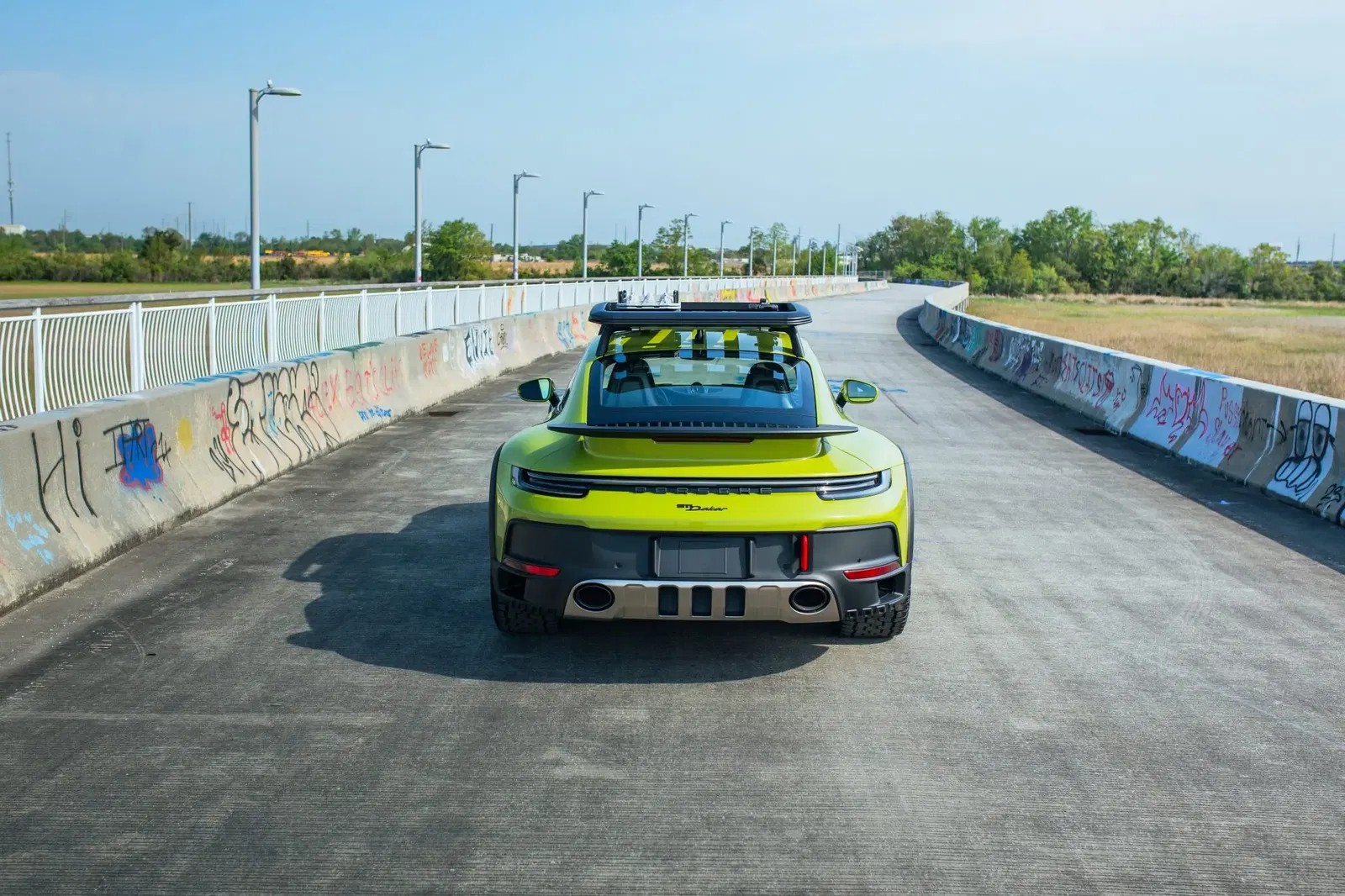 2024 Porsche 911 Dakar
