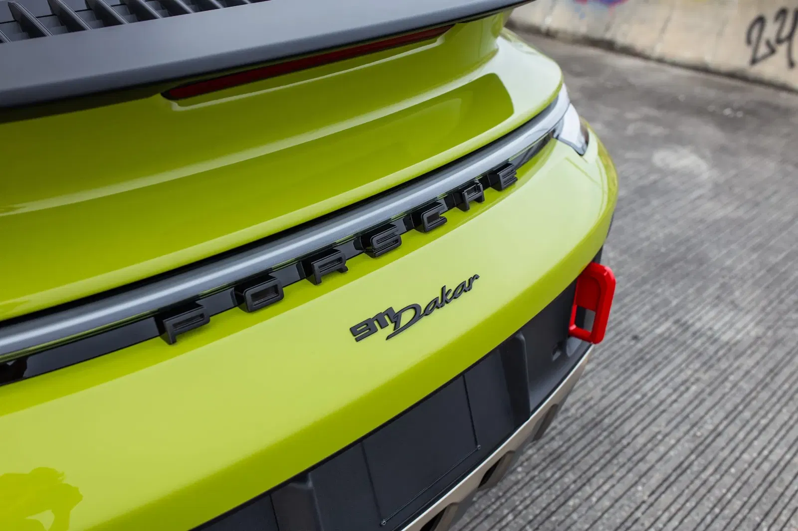 2024 Porsche 911 Dakar