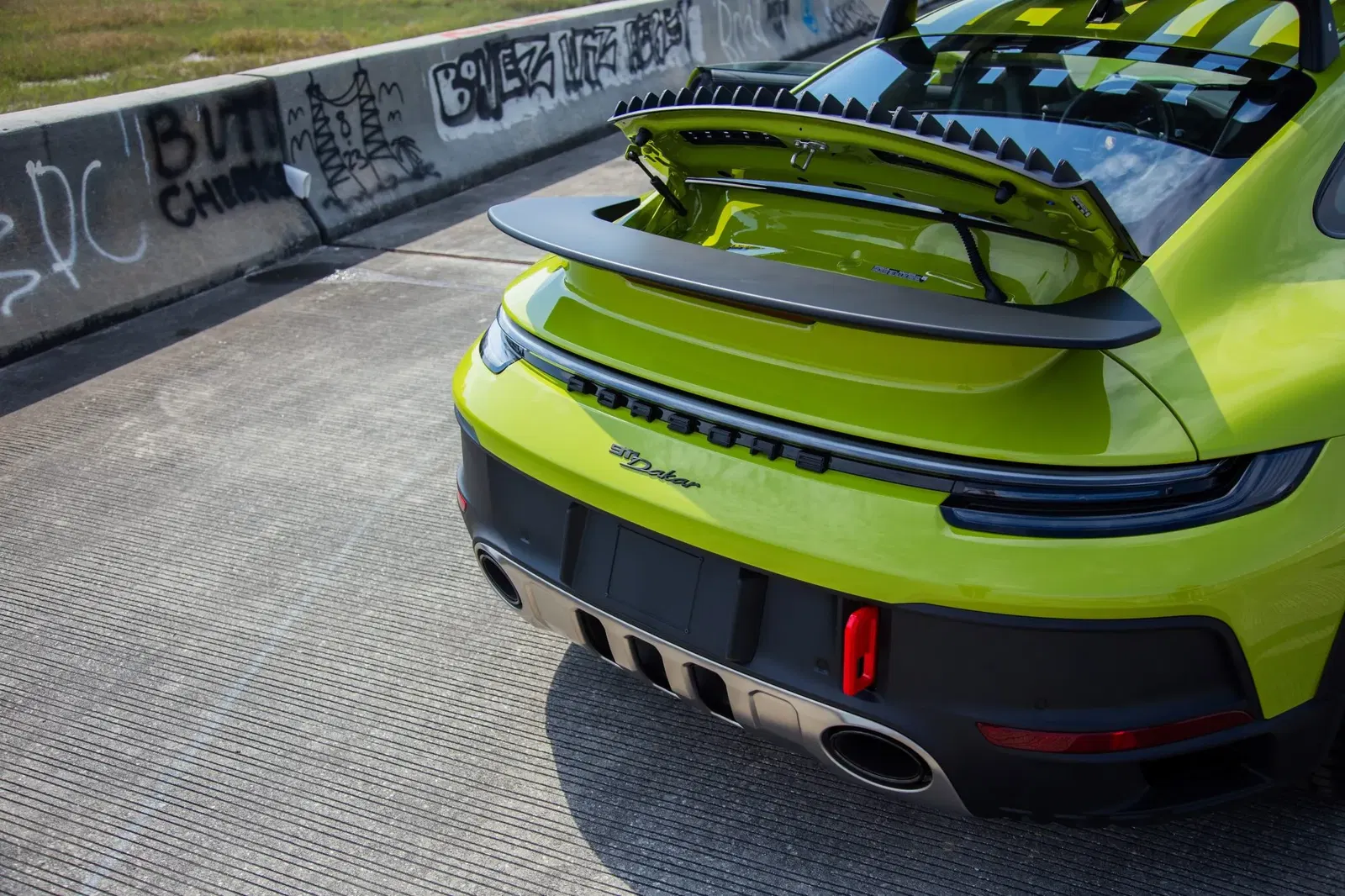 2024 Porsche 911 Dakar