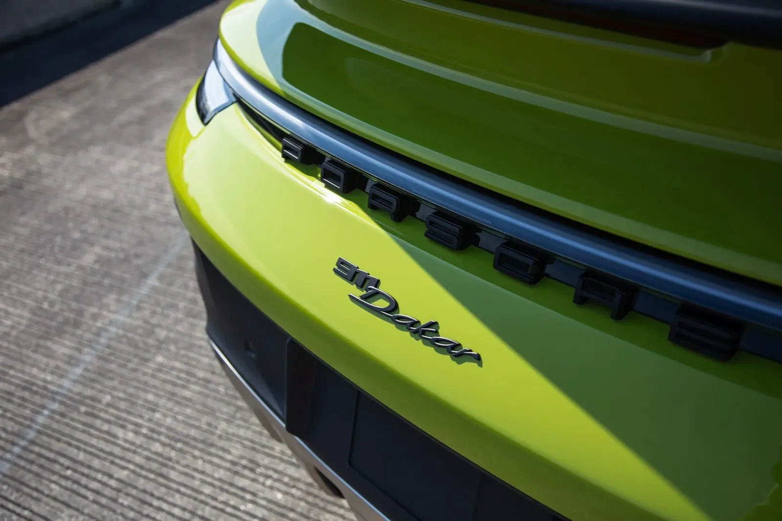 2024 Porsche 911 Dakar