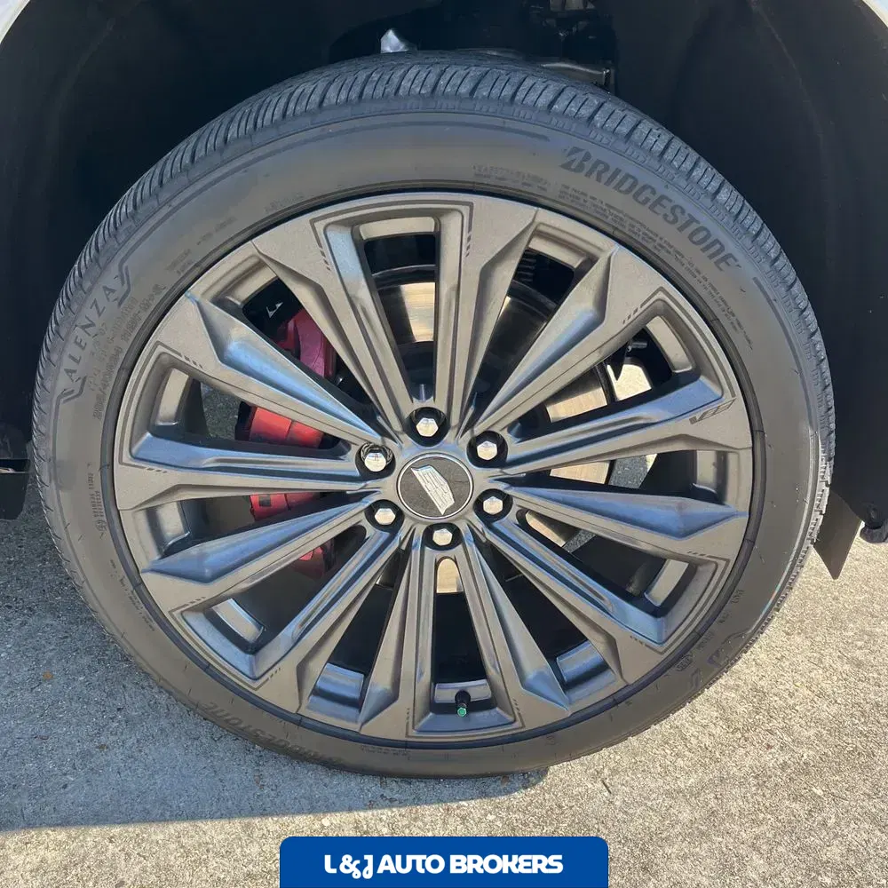 2025 Cadillac Escalade-V ESV Base