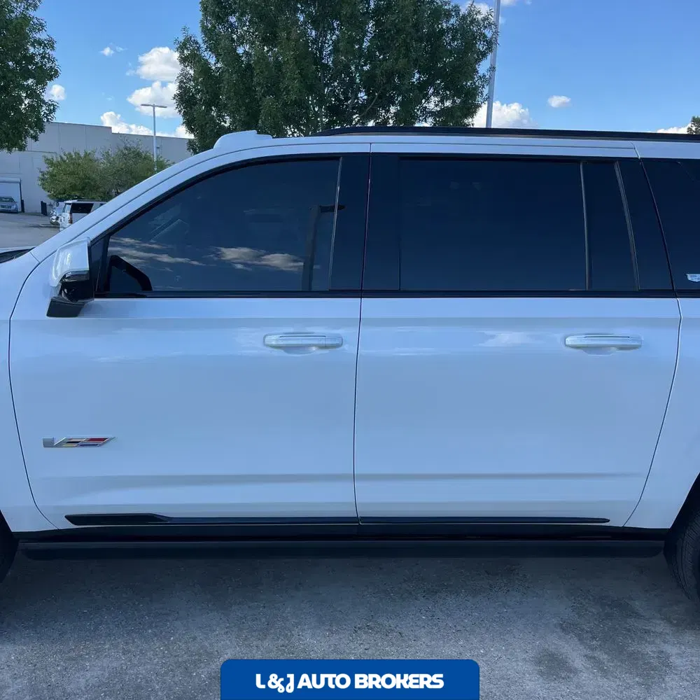 2025 Cadillac Escalade-V ESV Base