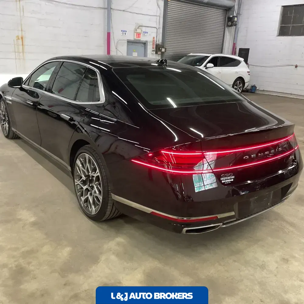 2023 Genesis G90 3.5T e-Supercharger