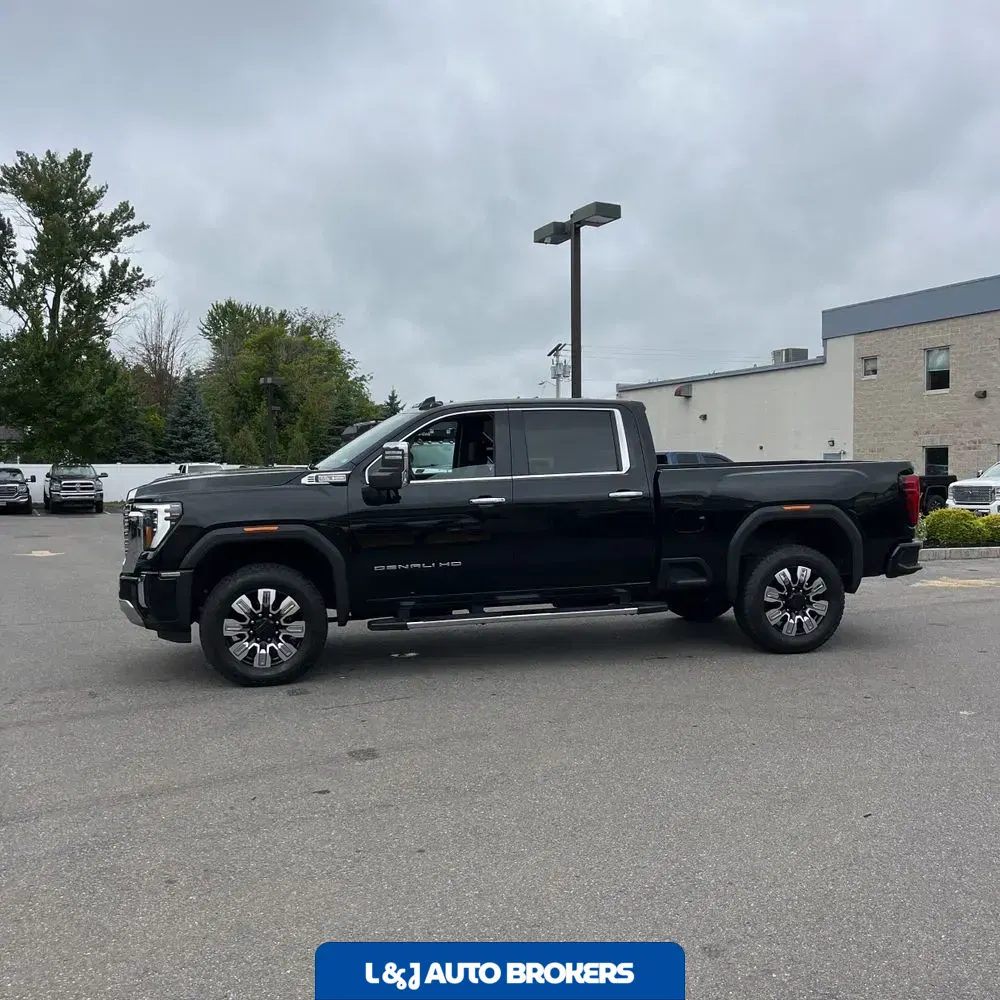 2024 GMC Sierra 2500HD Denali