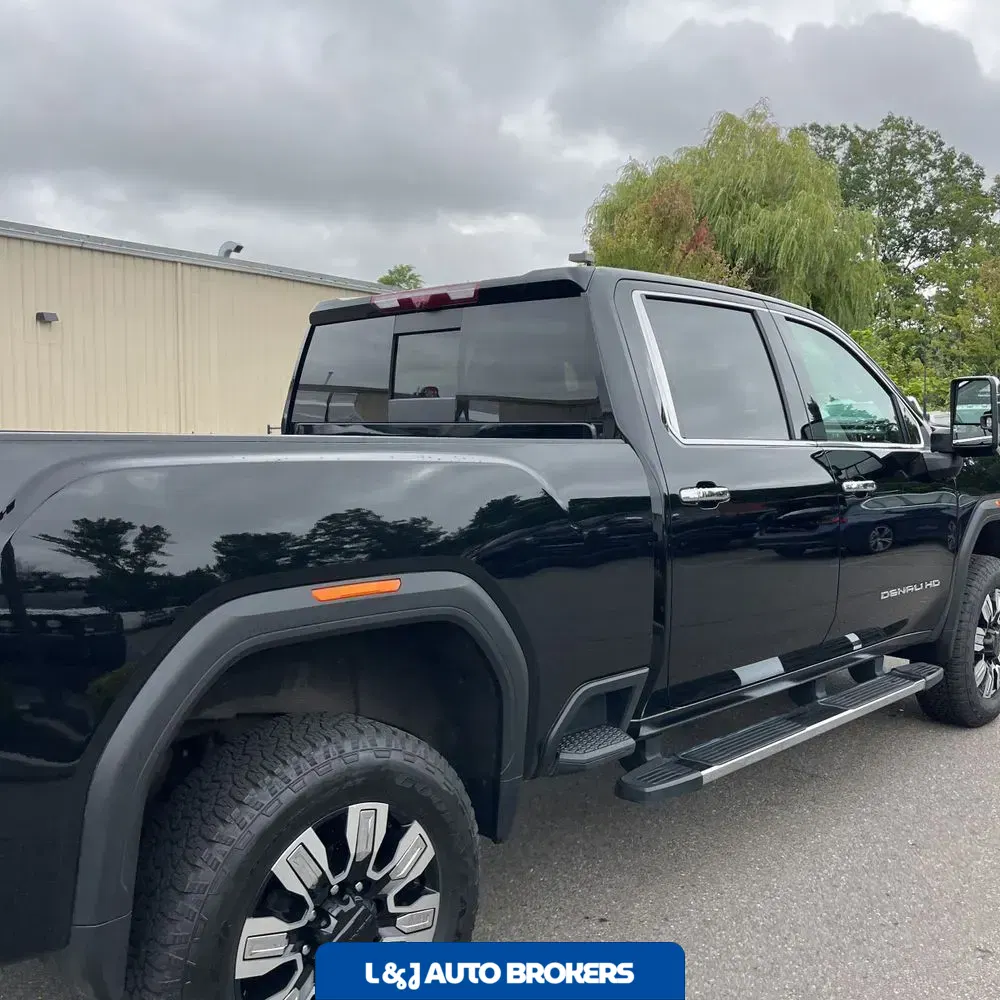 2024 GMC Sierra 2500HD Denali