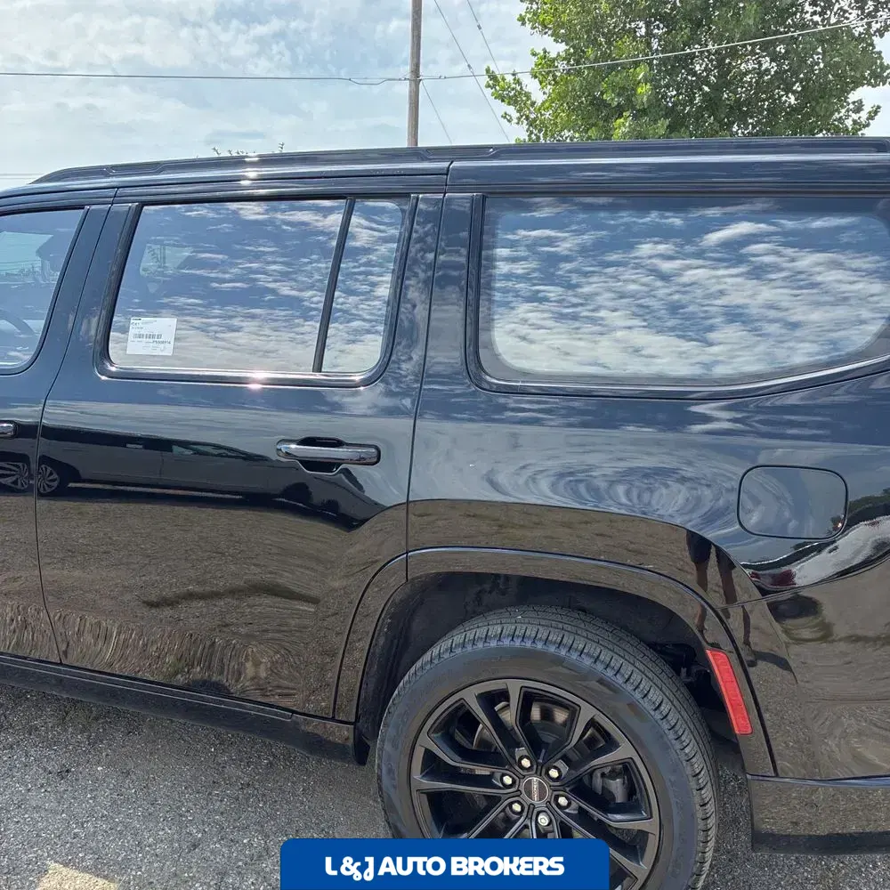 2023 Jeep Grand Wagoneer Series II Obsidian