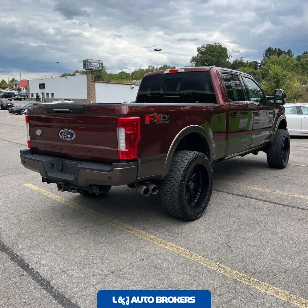 2017 Ford F-350 Super Duty King Ranch