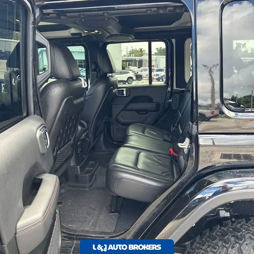 2023 Jeep Wrangler Rubicon 392