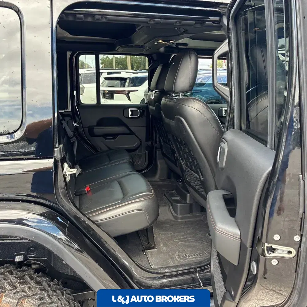 2023 Jeep Wrangler Rubicon 392