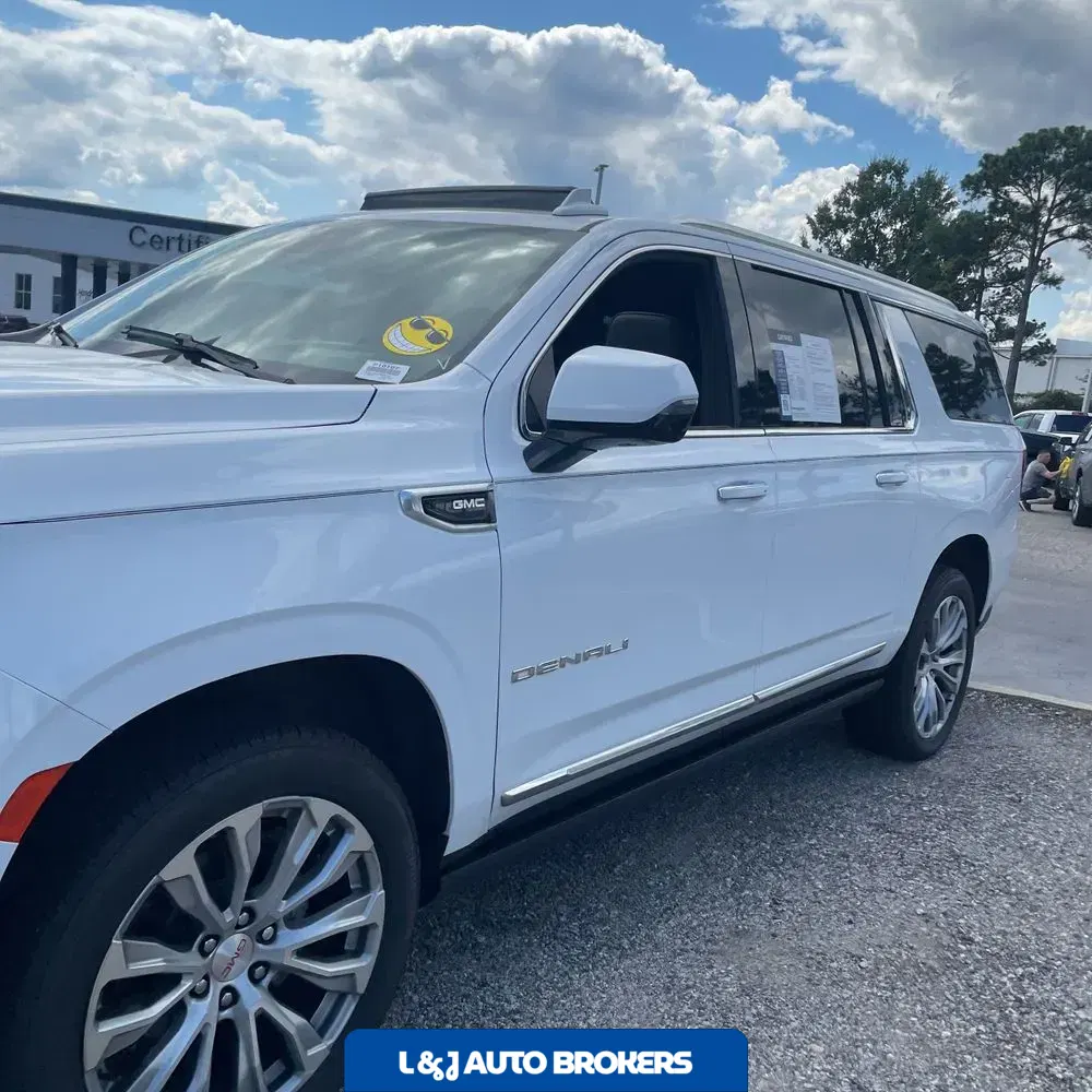 2023 GMC Yukon XL Denali