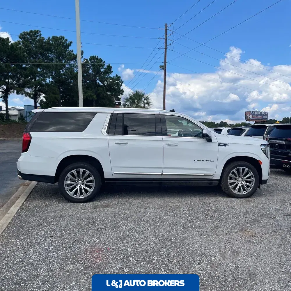 2023 GMC Yukon XL Denali