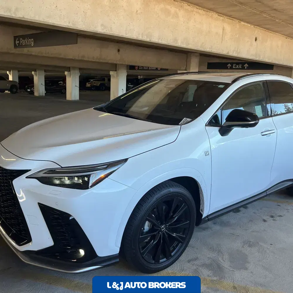 2024 Lexus NX 450h+ F SPORT Handling