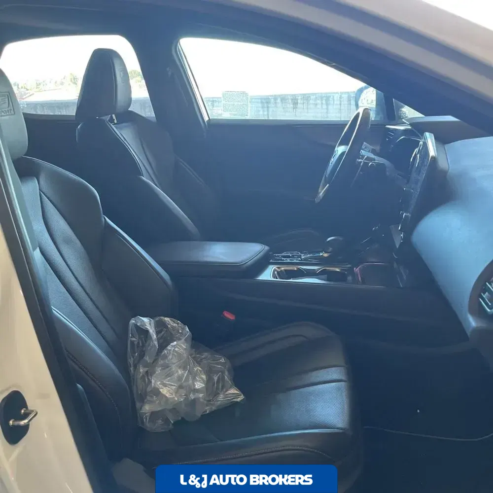 2024 Lexus NX 450h+ F SPORT Handling