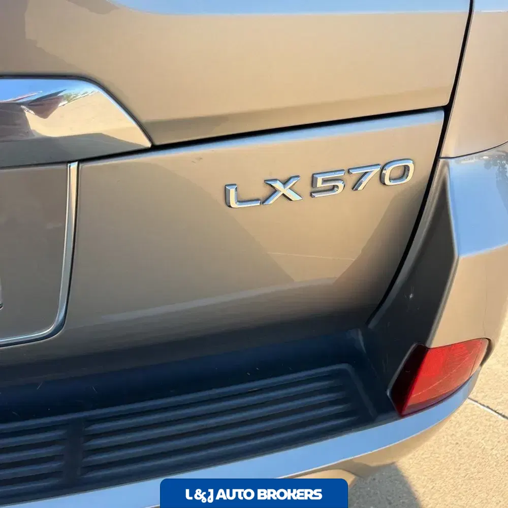 2020 Lexus LX 570 Three-Row