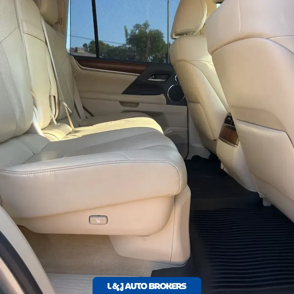 2020 Lexus LX 570 Three-Row