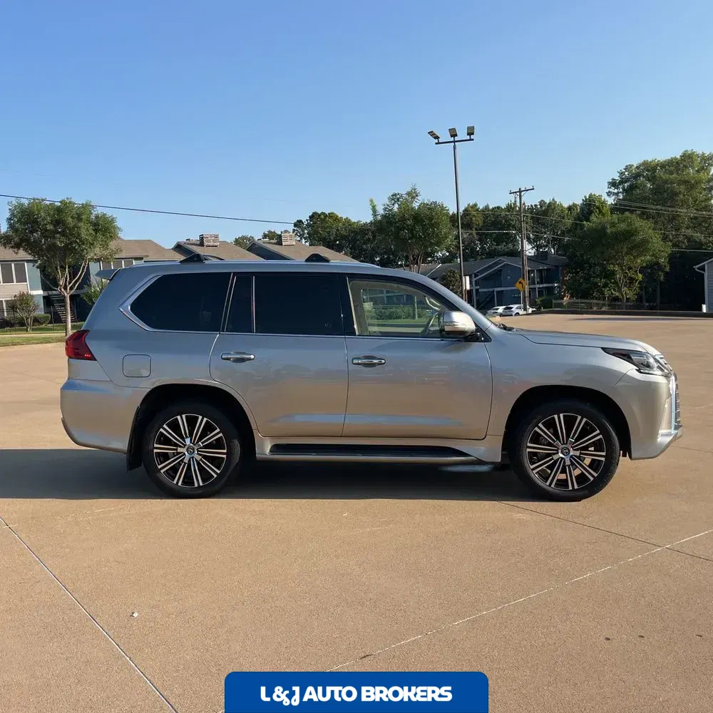 2020 Lexus LX 570 Three-Row