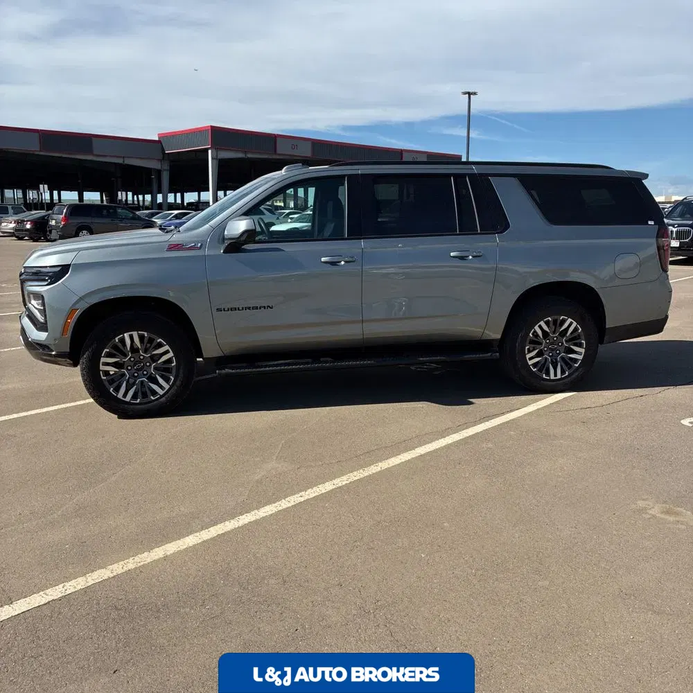 2025 Chevrolet Suburban Z71