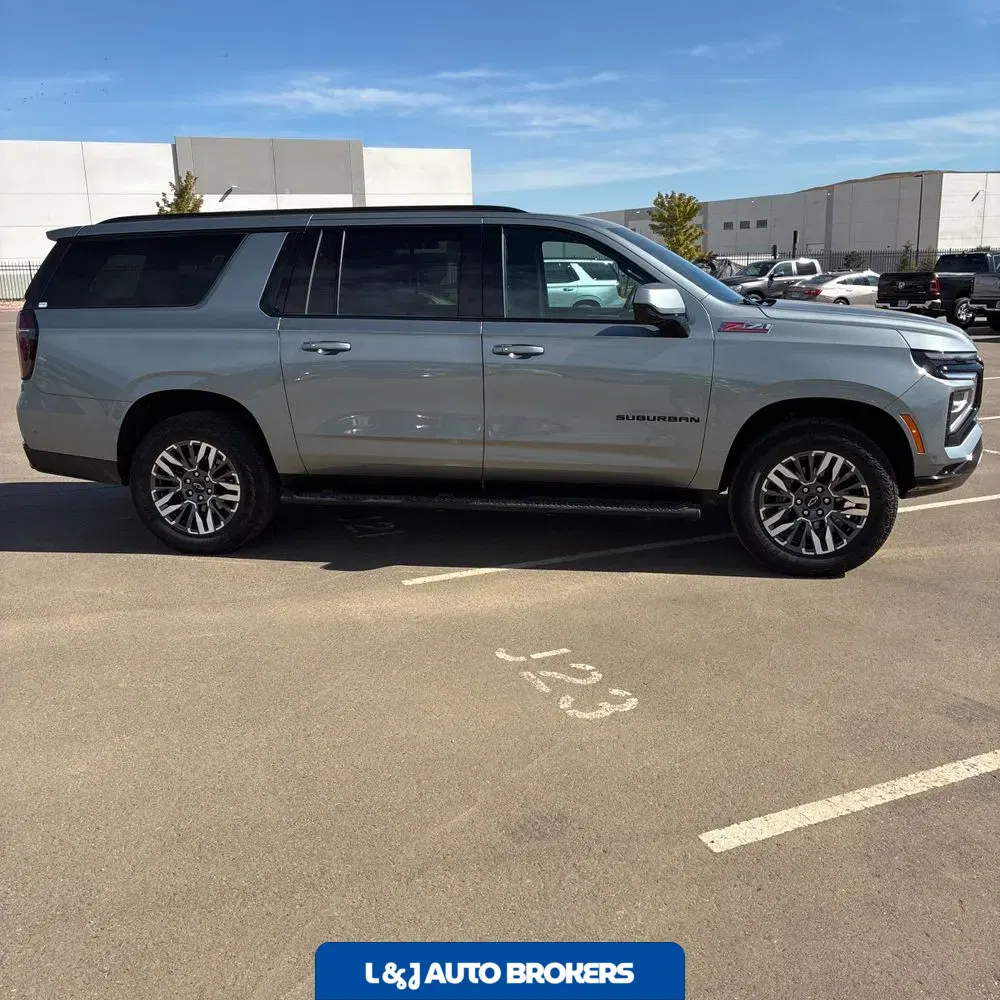 2025 Chevrolet Suburban Z71