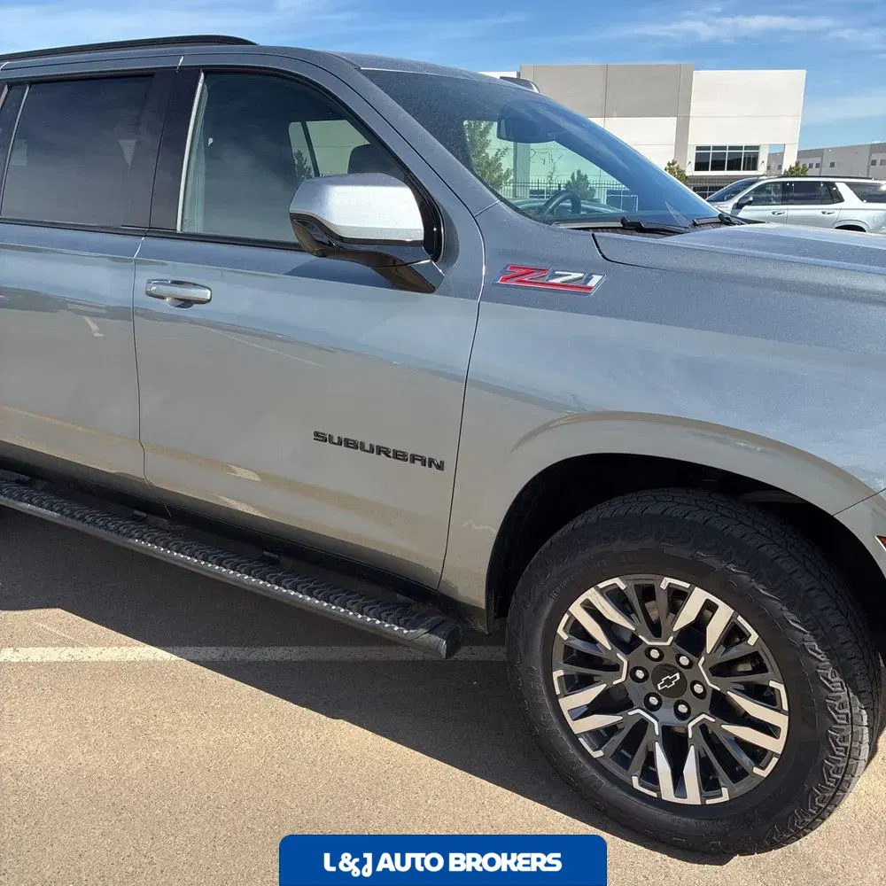 2025 Chevrolet Suburban Z71