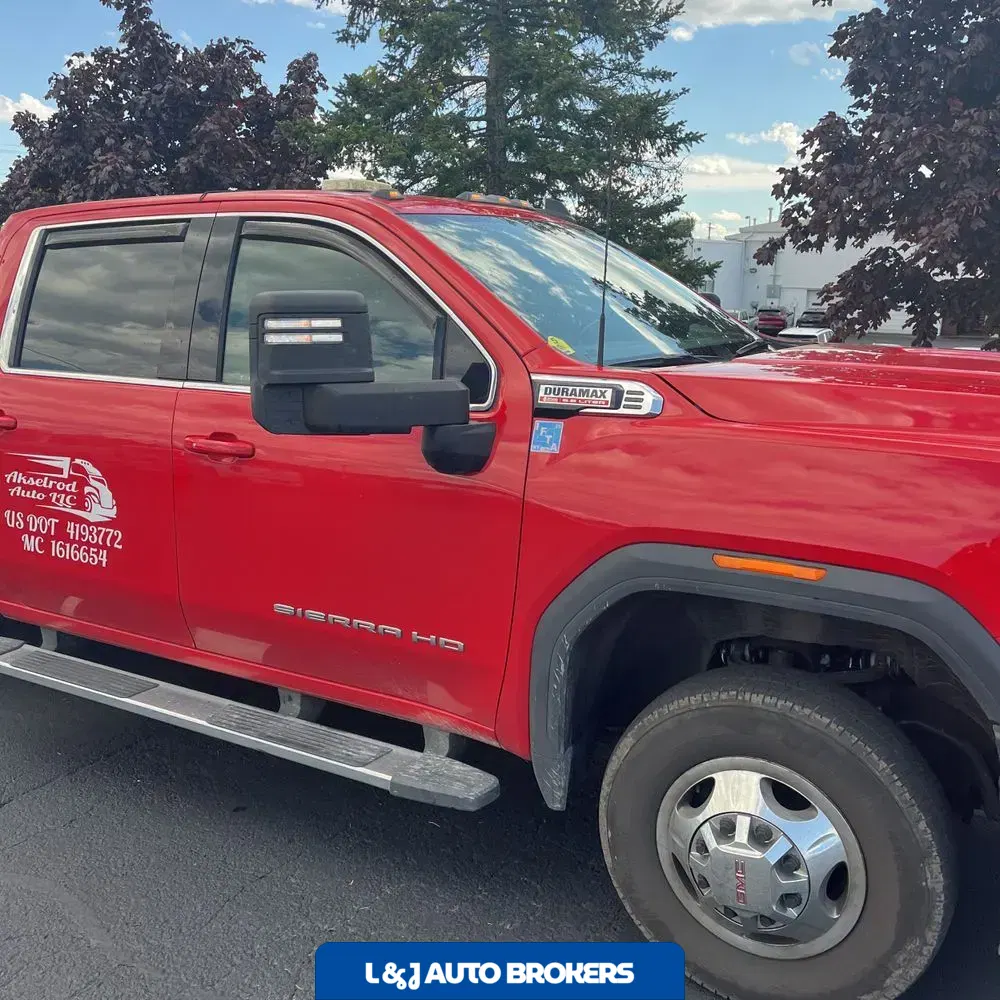 2025 GMC Sierra 3500HD CC SLE