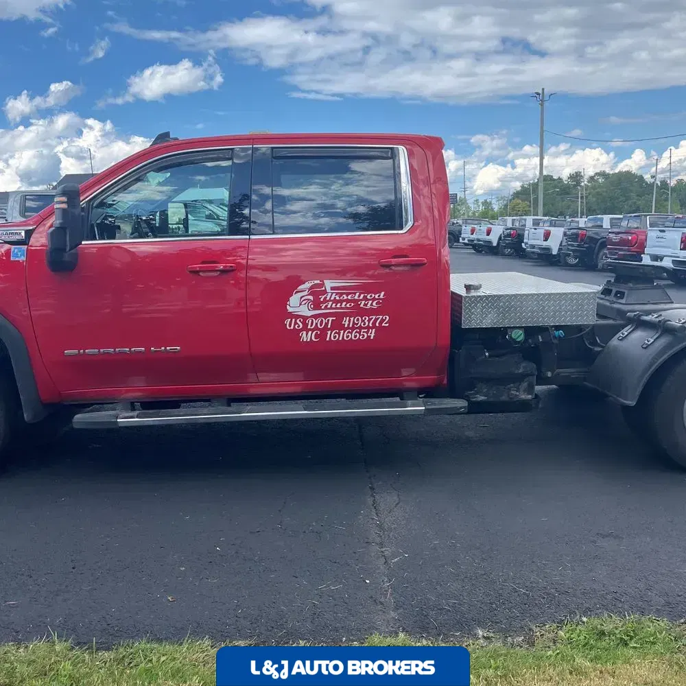 2025 GMC Sierra 3500HD CC SLE