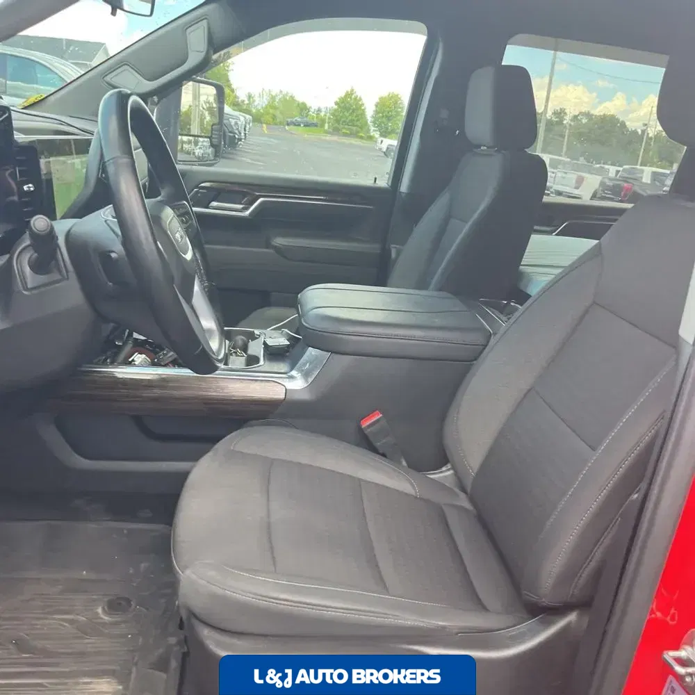 2025 GMC Sierra 3500HD CC SLE