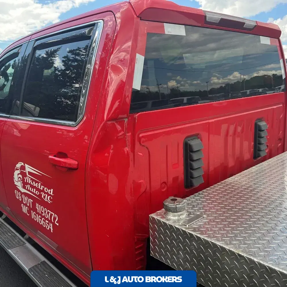 2025 GMC Sierra 3500HD CC SLE