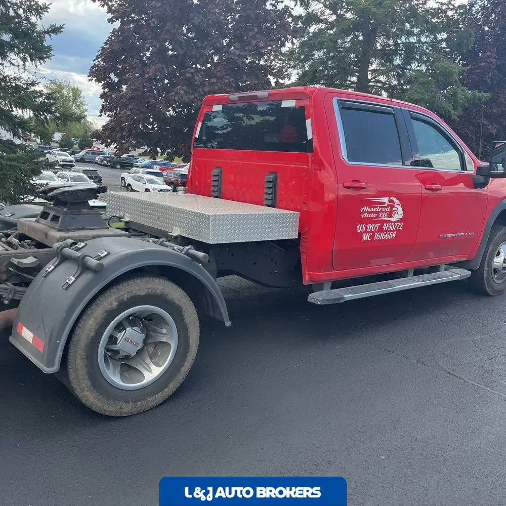 2025 GMC Sierra 3500HD CC SLE
