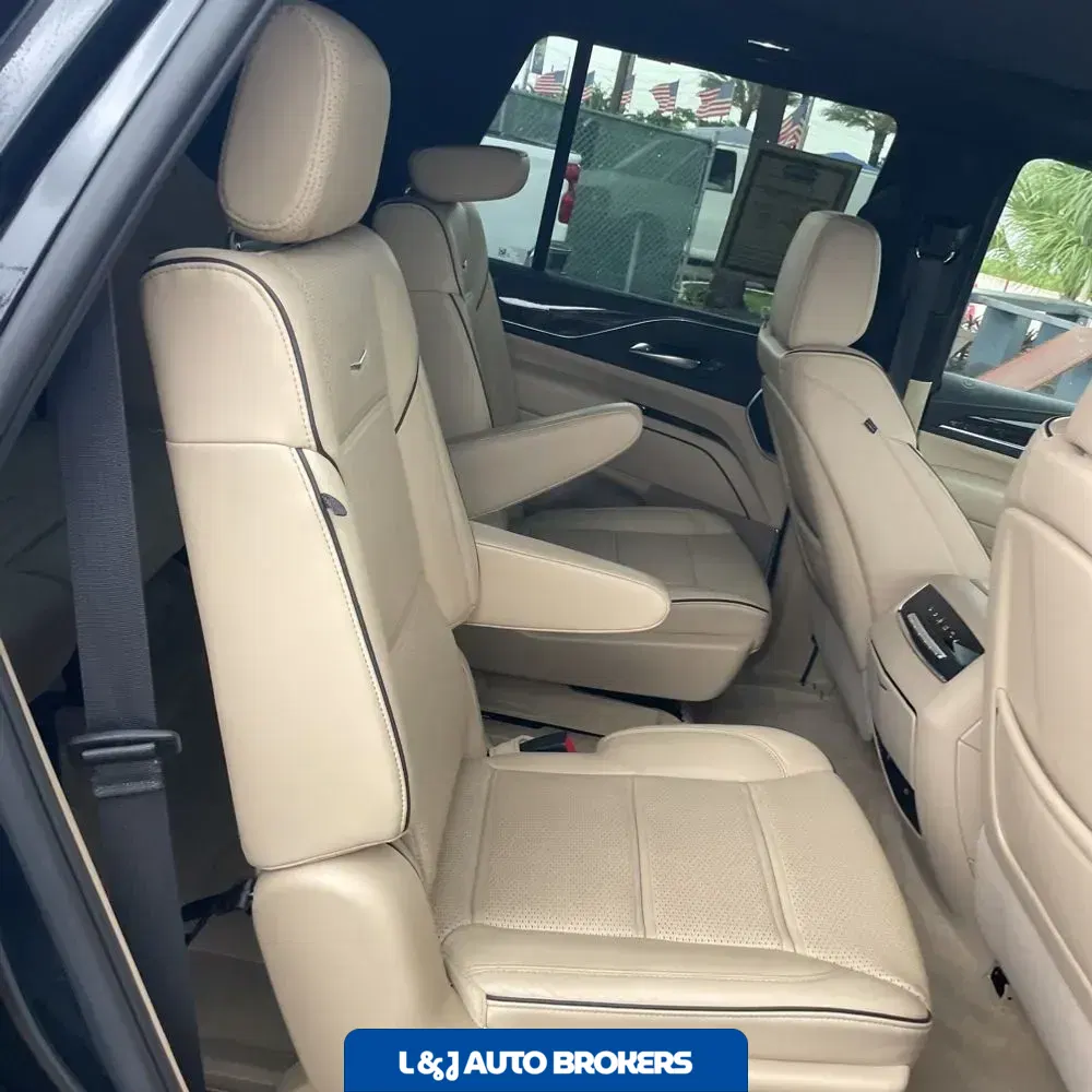 2023 Cadillac Escalade Premium Luxury