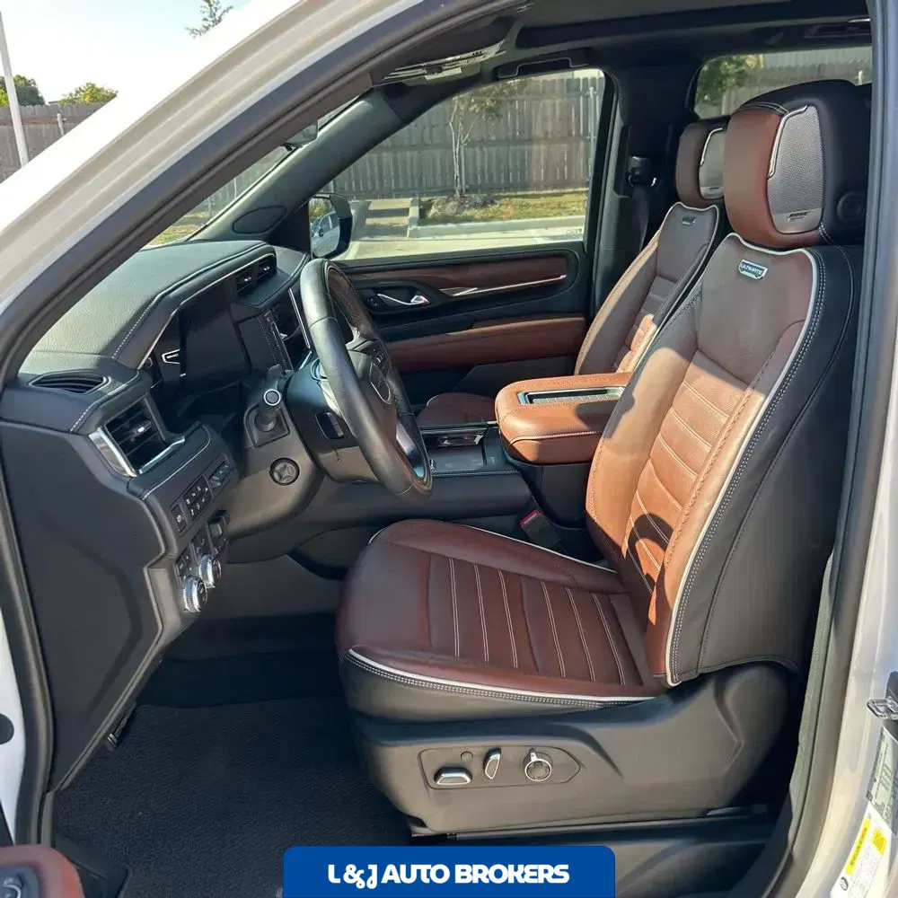 2023 GMC Yukon XL Denali Ultimate