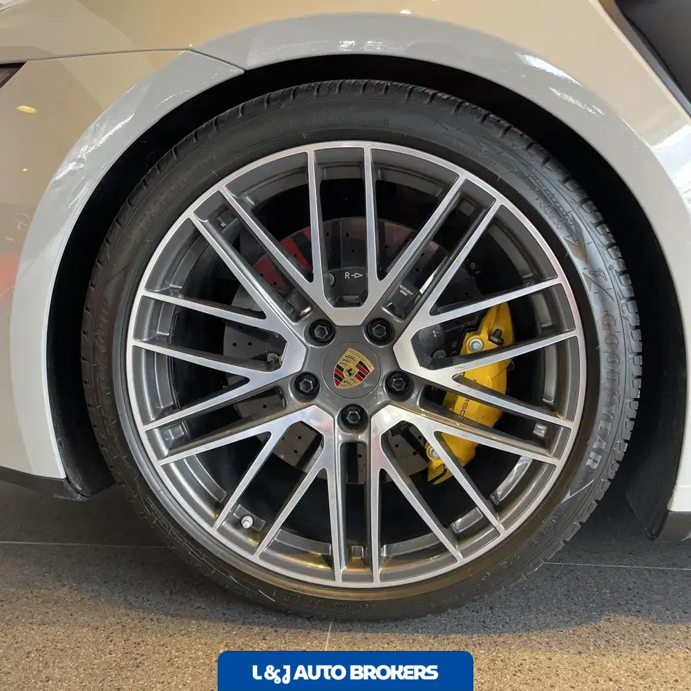 2024 Porsche 911 Turbo S