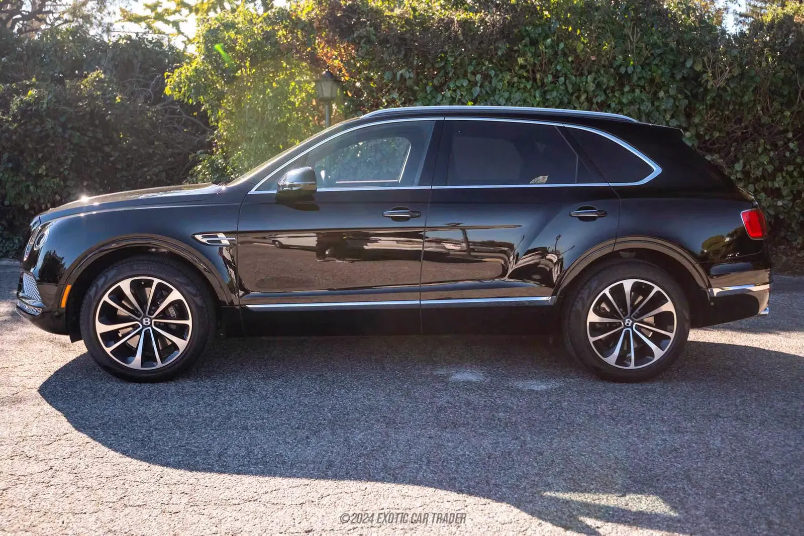 2017 Bentley Bentayga W12 First Edition