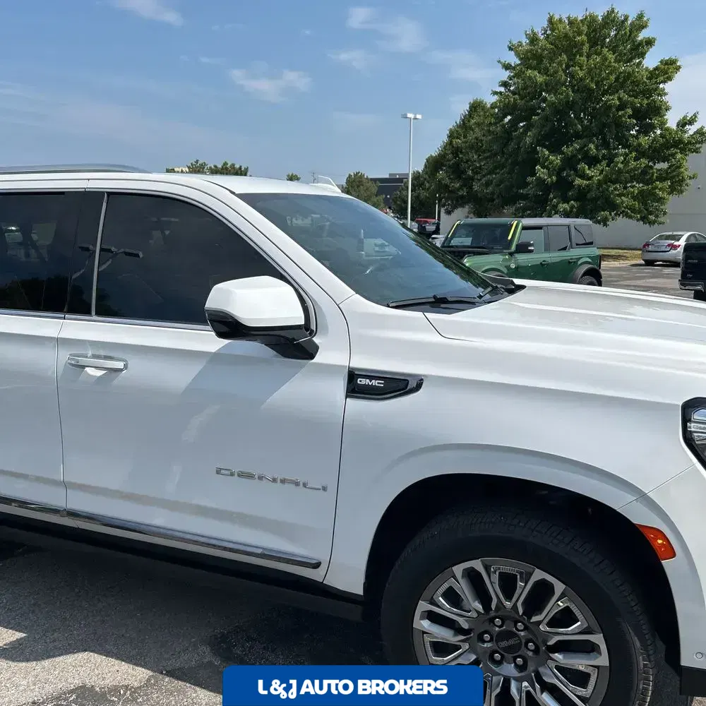 2023 GMC Yukon XL Denali Ultimate