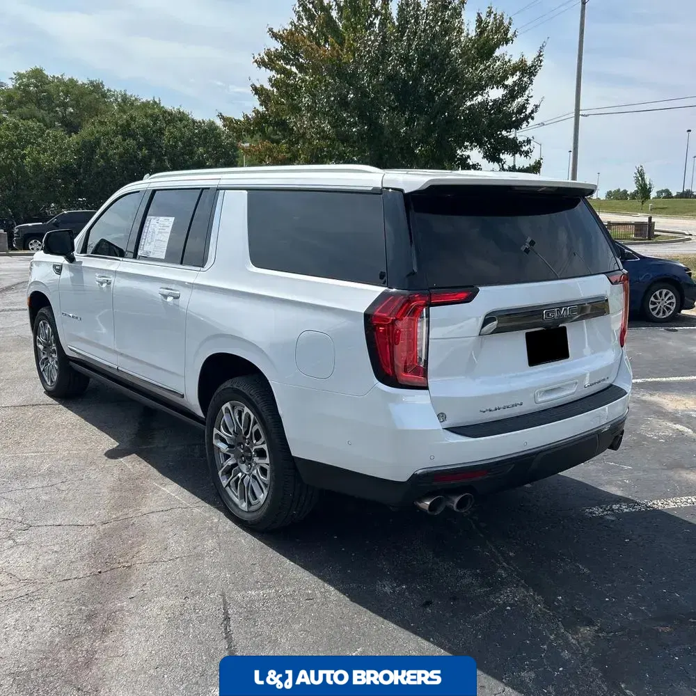 2023 GMC Yukon XL Denali Ultimate