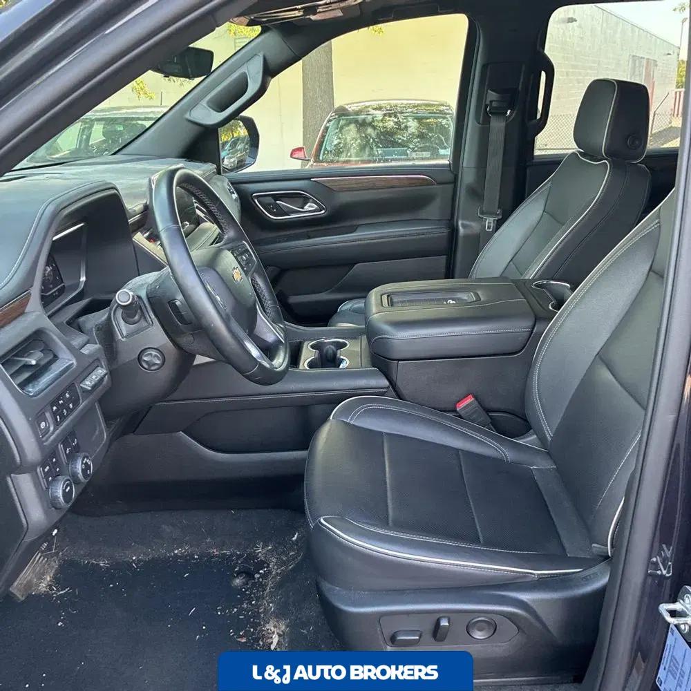 2023 Chevrolet Suburban Premier