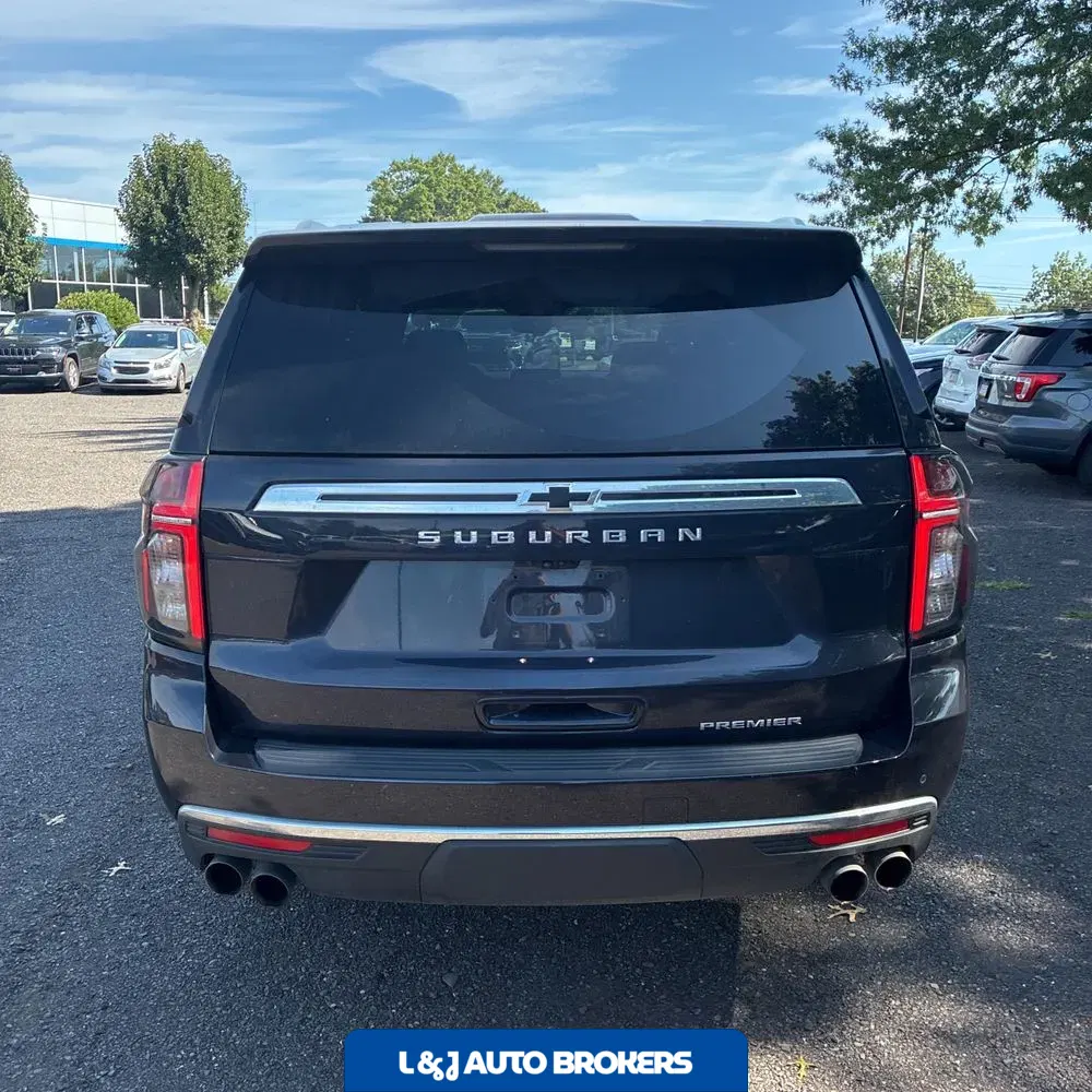 2023 Chevrolet Suburban Premier