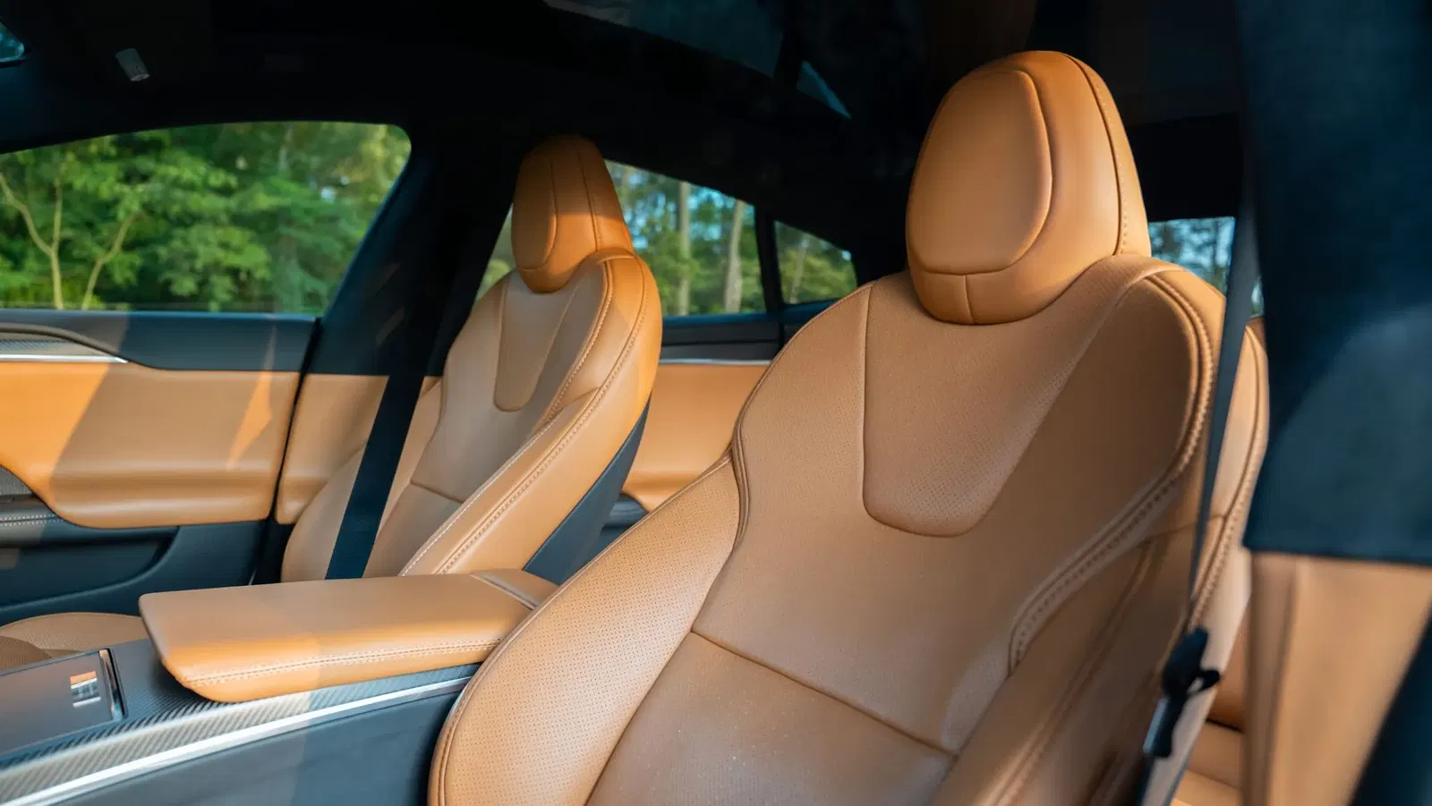 4,300-Mile 2021 Tesla Model S Plaid Unplugged Performance S-Apex