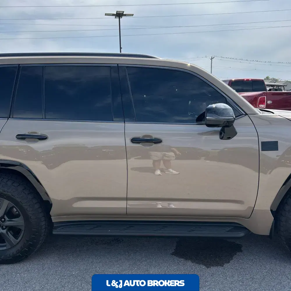 2025 Lexus LX 700h Overtrail