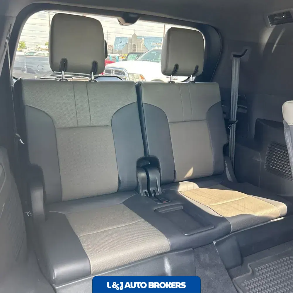 2025 Lexus LX 700h Overtrail