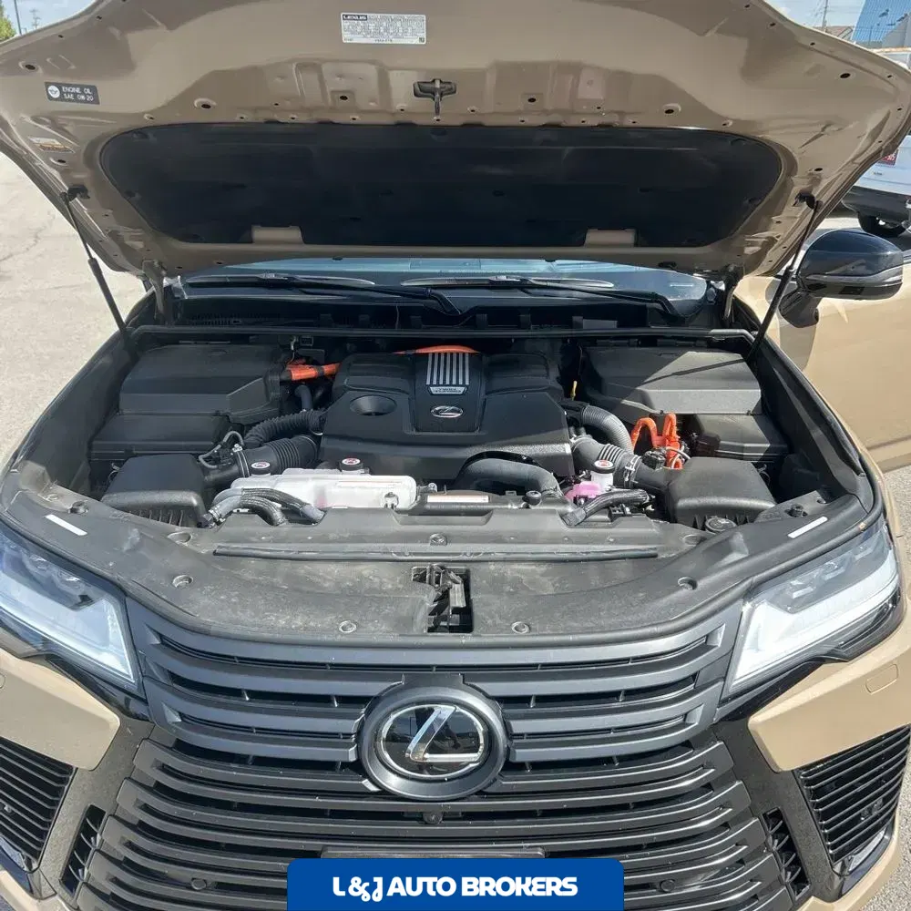 2025 Lexus LX 700h Overtrail