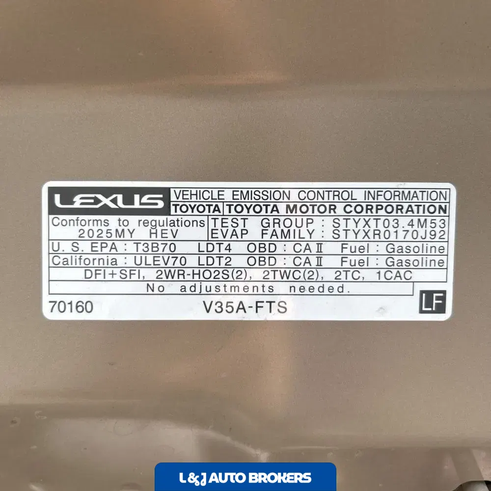 2025 Lexus LX 700h Overtrail