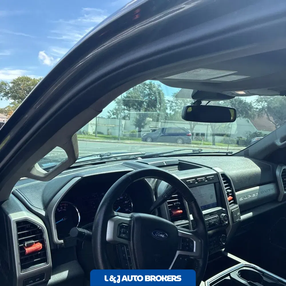 2020 Ford F-250 Super Duty Lariat